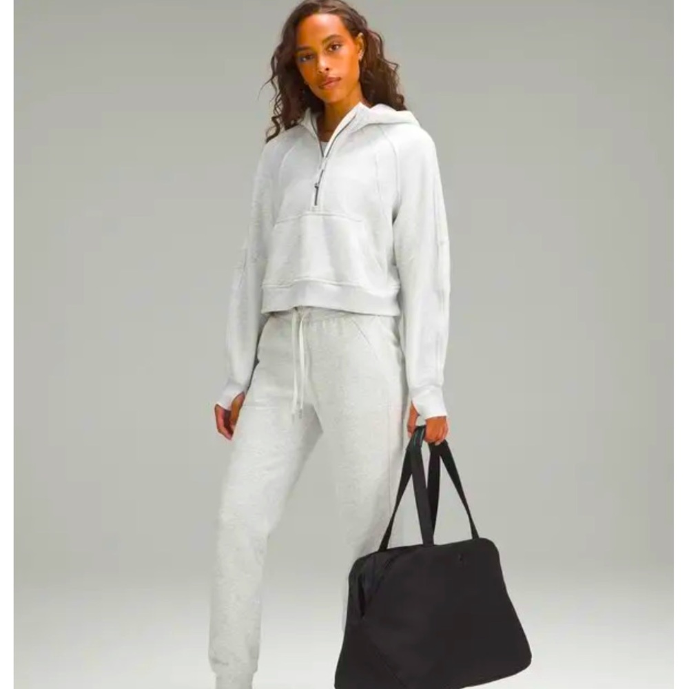 Lululemon Go getter bag
